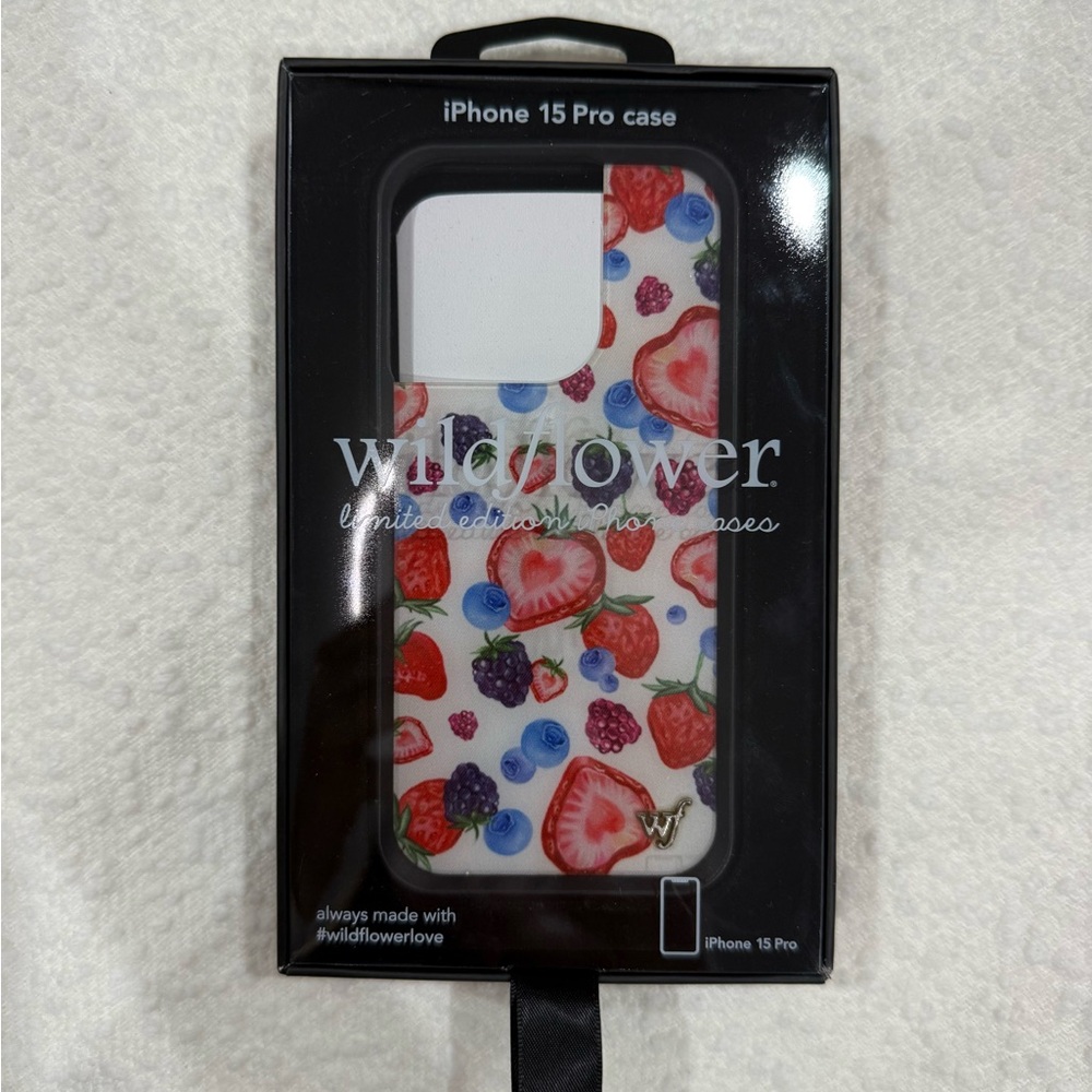 Wildflowers iPhone 15 Pro Case - Fruit Tart Berry Design